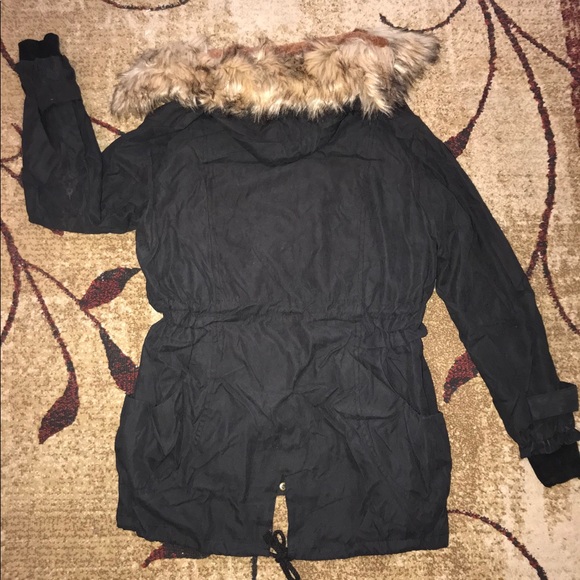 New Women’s Parka Jacket - Picture 4 of 4